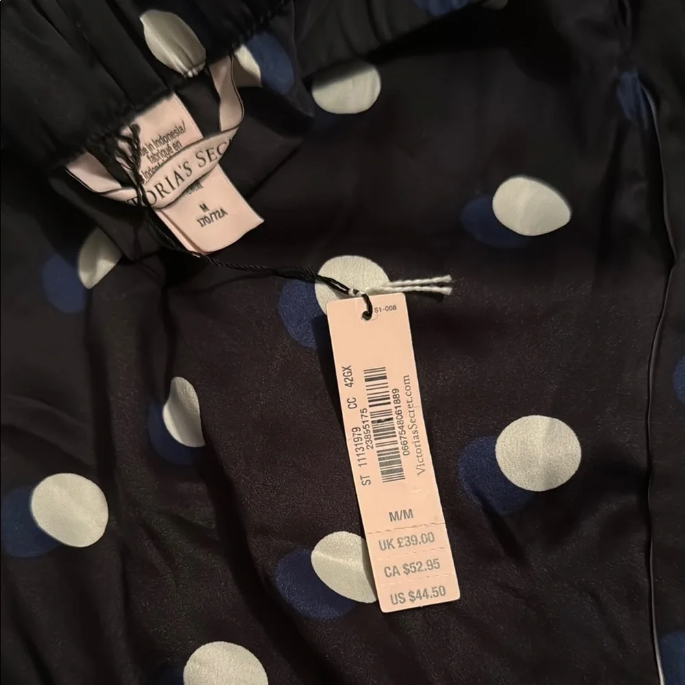 Polka Dot  Victoria secret Pajama bottoms. - Picture 2 of 3